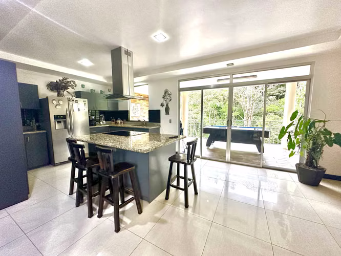 id#41300 Venta de casa independiente