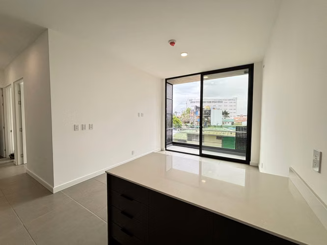  Se Alquila Amplio Apartamento en Barrio Escalante 