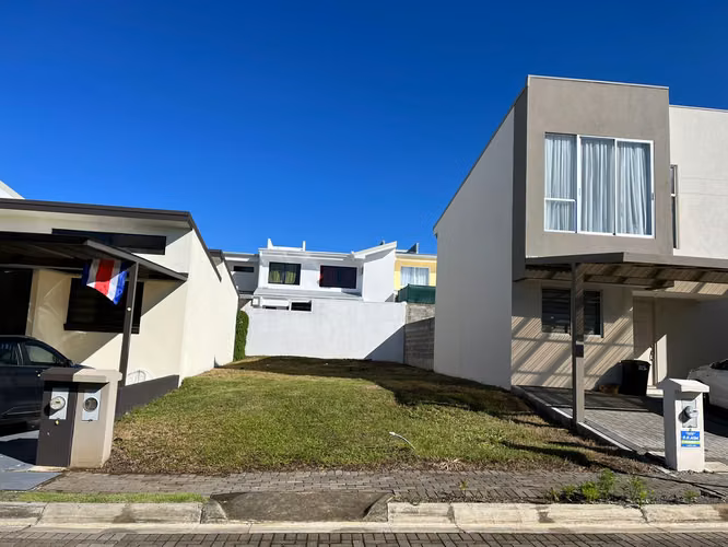 Venta de lote Gran Oportunidad  en el coyol de Alajuela - Imagen 2