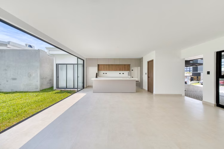 Casa para Estrenar en Condominio Naia en Guachipelín de Escazú 3 Habitaciones y Estudio noj1207jb