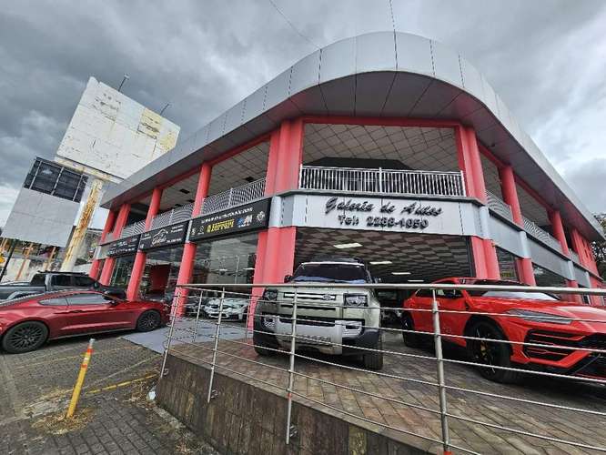 ALQUILER DE EDIFICIO COMERCIAL CON PARQUEO SAN RAFAEL DE ESCAZU
