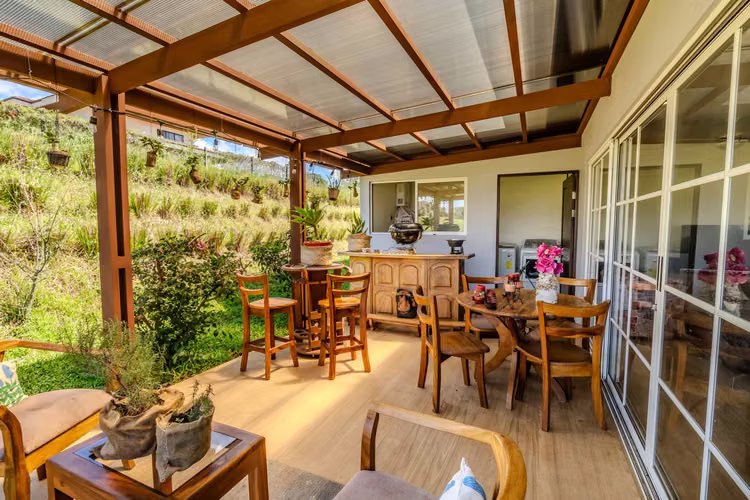 Casa en venta en La Guácima | Moderna, 4 habitaciones, lote amplio – US$390.000