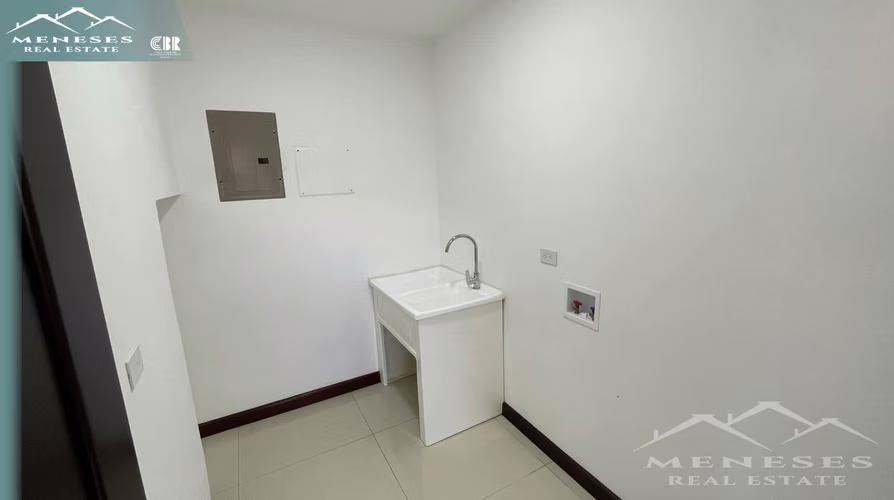 Venta de Casa NUEVA en Residencial San Isidro de Alajuela - Imagen 7