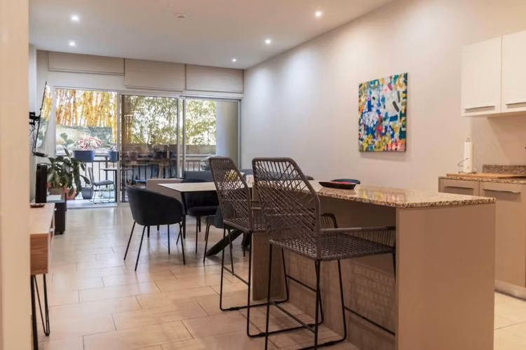 Se vende hermoso apartamento en Escazú con amenidades - Imagen 3