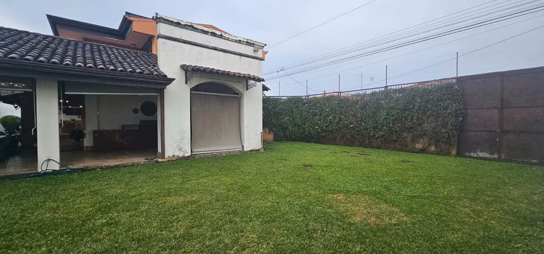 Venta de casa en residencial Heredia San Pablo - Imagen 15