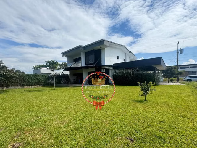 Venta de Casa en Exclusivo Condominio En La Garita de Alajuela