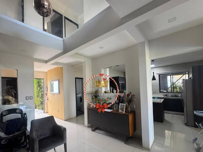 Venta de Casa en Exclusivo Condominio En La Garita de Alajuela