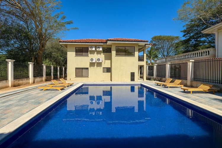 Apartamentos Amueblados en Alquiler a Solo 5 Minutos de Playa Hermosa, Guanacaste