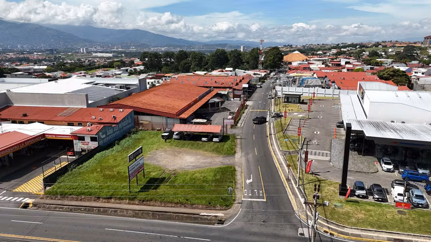 EN VENTA -  PROPIEDAD COMERCIAL ESQUINERA – HEREDIA CENTRO - Imagen 20