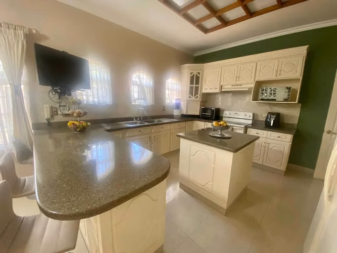 Venta de casa en Rohrmoser