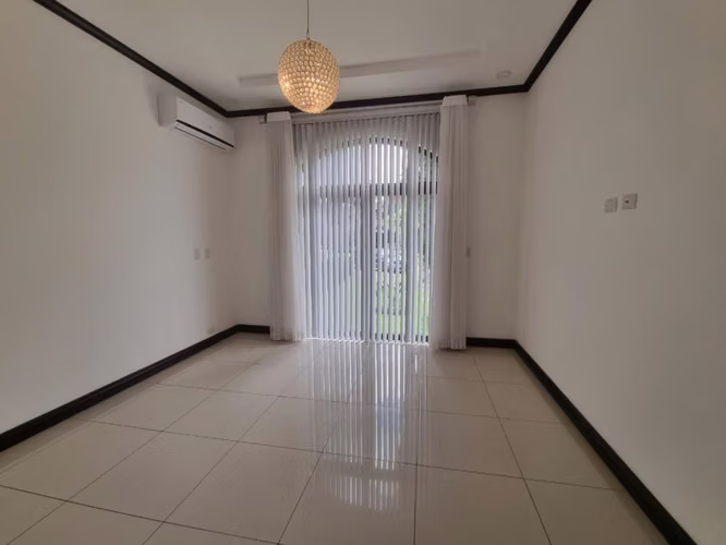 Venta de Casa en Colinas de Montealegre La Unión - Imagen 10