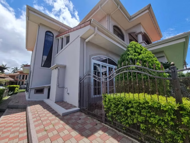 Venta de Casa en Colinas de Montealegre La Unión - Imagen 8