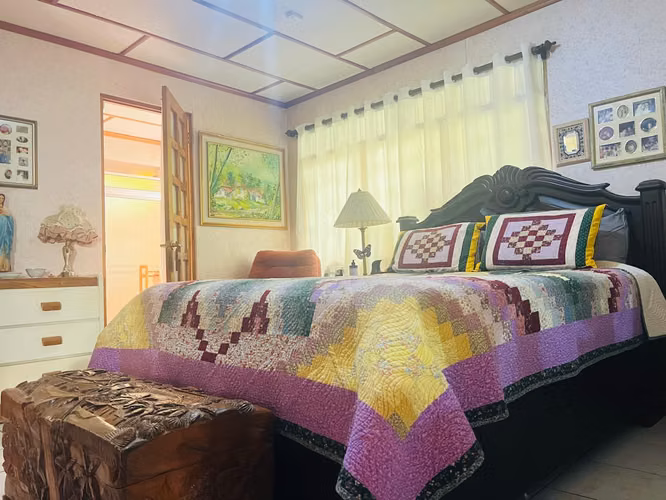 Venta de casa en lote de 2500 m2 San Rafael Angeles Heredia