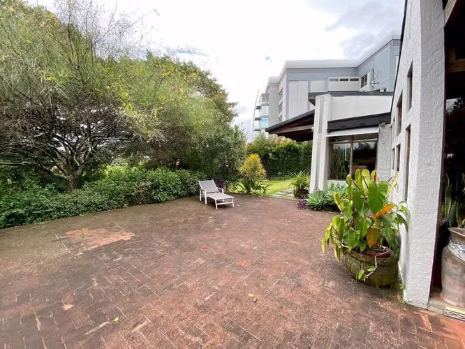 Venta de casa en San Rafael Escazú en lote de 1887 m2 - Imagen 8