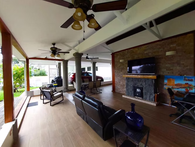 Venta de Casa en Condominio Hacienda Los Reyes La Guácima Alajuela - Imagen 9