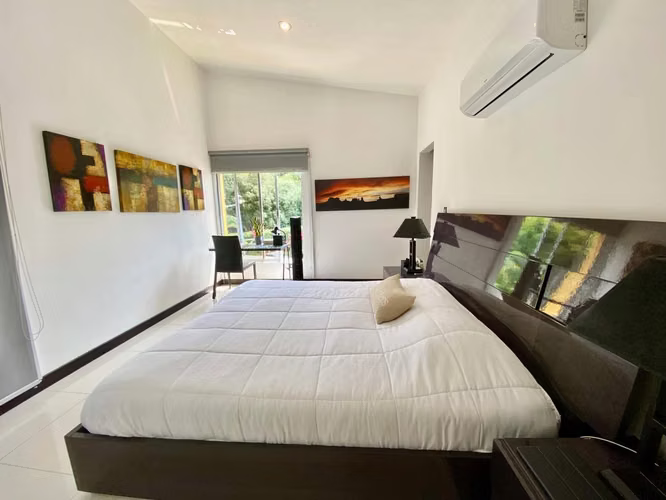 Venta de casa en Santa Ana Piedades