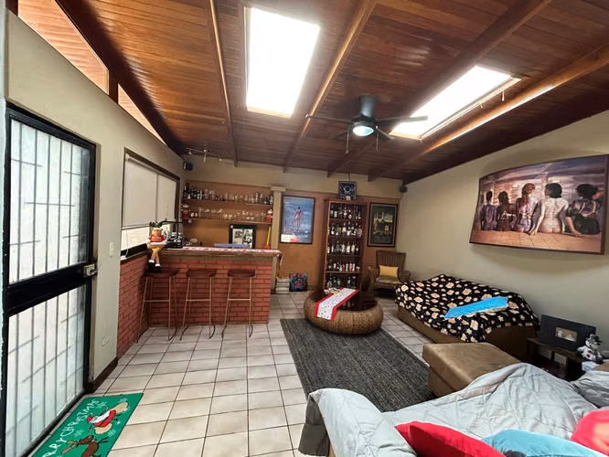 Venta de Casa en Residencial en Uruca cerca del Hospital México. ID 41341 - Imagen 5