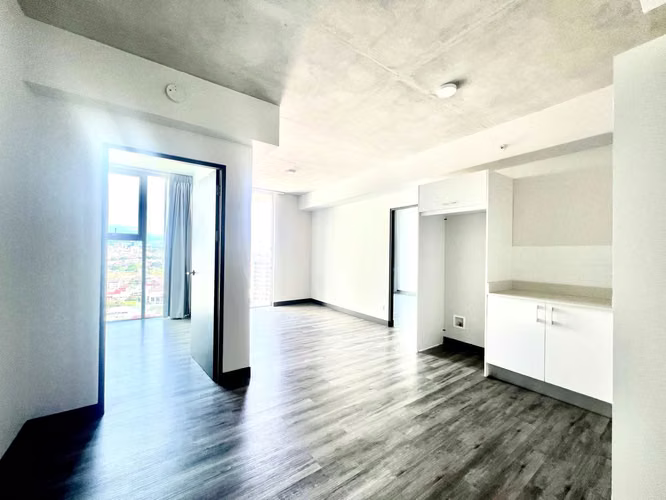 OPORTUNIDAD!!! PRECIOSO APTO 85M2 PISO ALTO EN TORRE EN SABANA