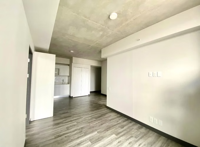 OPORTUNIDAD!!! PRECIOSO APTO 85M2 PISO ALTO EN TORRE EN SABANA