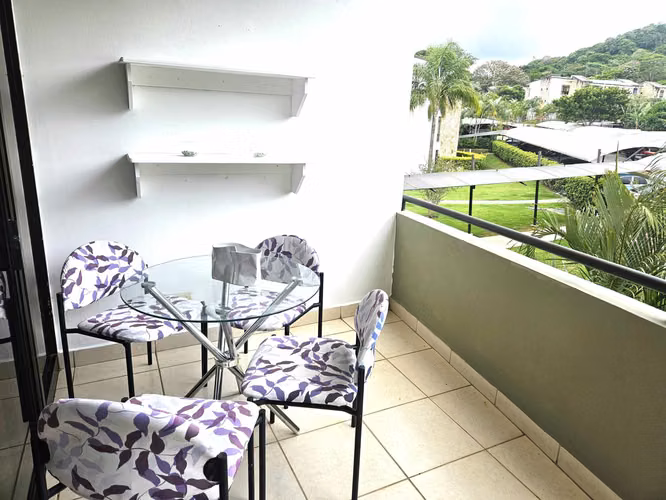 APARTAMENTO AMUEBLADO EN SANTA ANA