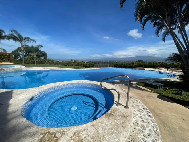 APARTAMENTO AMUEBLADO EN SANTA ANA