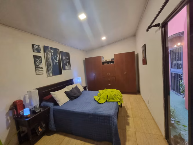 Se Vende Amplia Casa Heredia 6 Dormitorios