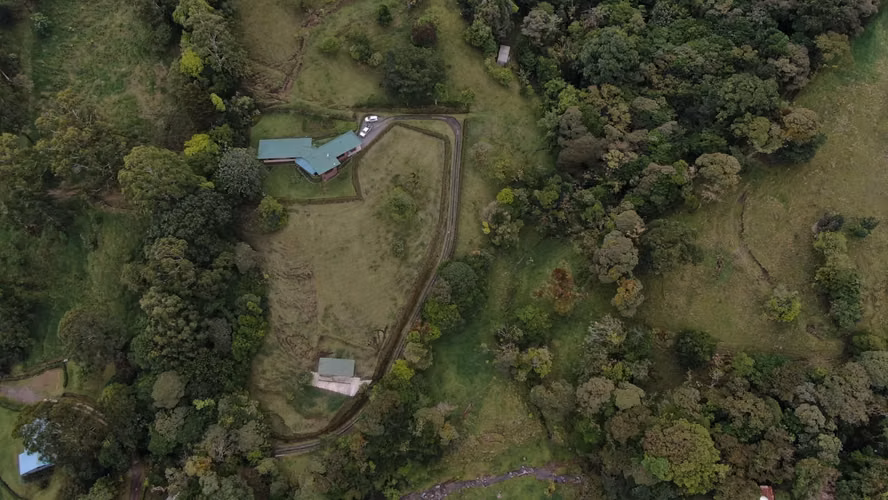 ¡Invierte en una de las zonas más exclusivas  de Costa Rica: Monteverde! - Imagen 13