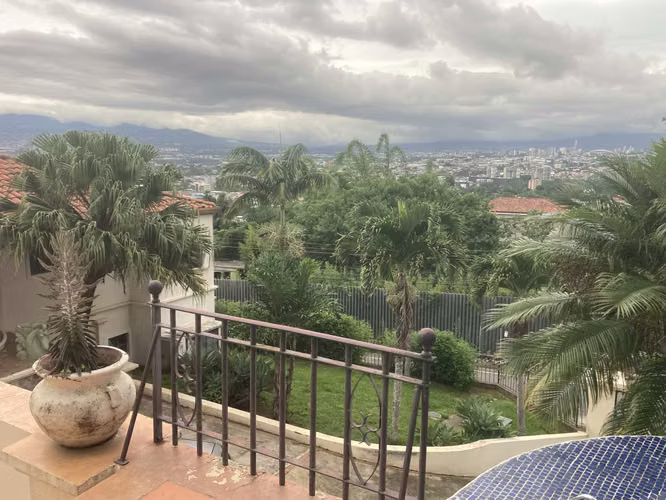 Espectacular y unica! Casa de estilo morisco, vistaTerrenoUbicacion y precio - Imagen 12