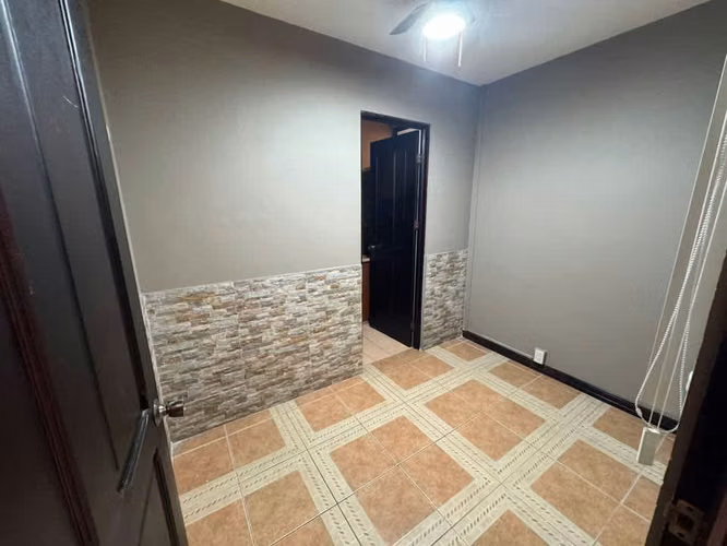 SE VENDE CASA EN RESIDENCIAL HEREDIA SAN FRANCISCO