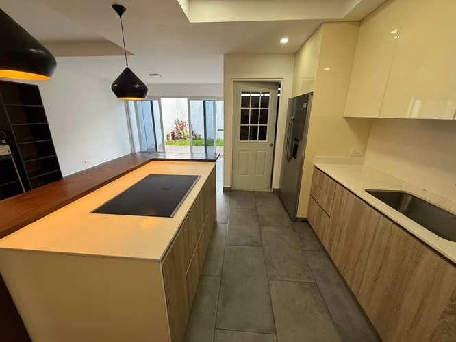 CASA DE 3 HABITACIONES Y LINEA BLANCA EN ESCAZÚ, GUACHIPELIN - Imagen 5