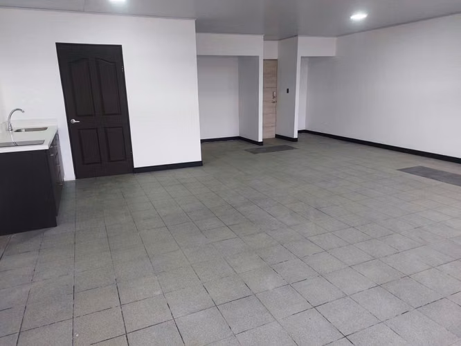 APARTAMENTO EN MATA REDONDA, SABANA NORTE. ESTADIO NACIONAL. - Imagen 17