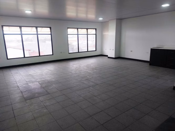 APARTAMENTO EN MATA REDONDA, SABANA NORTE. ESTADIO NACIONAL. - Imagen 9