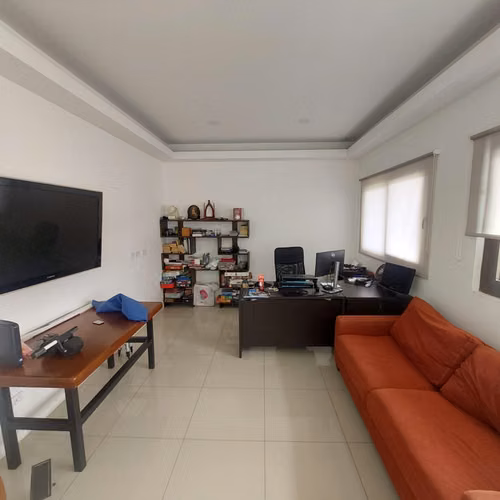 Venta de moderna casa en con cocina amplia y patio para disfrutar en La Guácima