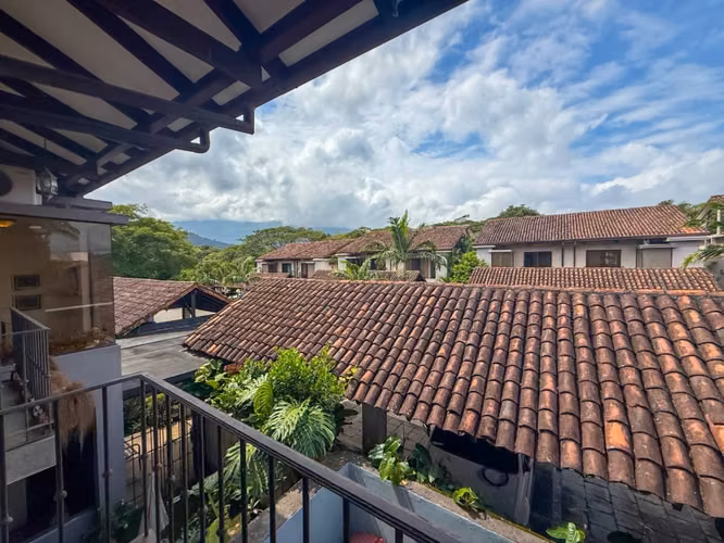 Condo a la venta en Lindora, cerca del Colegio Saint Jude