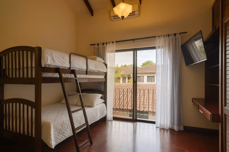 Condo a la venta en Lindora, cerca del Colegio Saint Jude