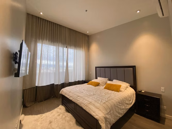 VENTA/ALQUILER DE APARTAMENTO EN ESCAZÚ VILLAGE - Imagen 9