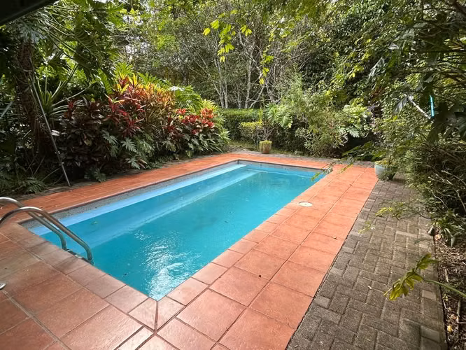 Cozy Home in Roca Verde near Downtown Atenas