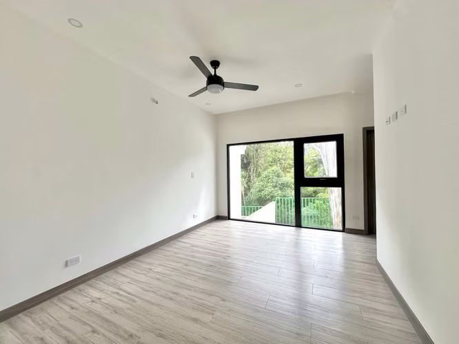 Casa Nueva en Alquiler en Santa Ana – HG - Imagen 6