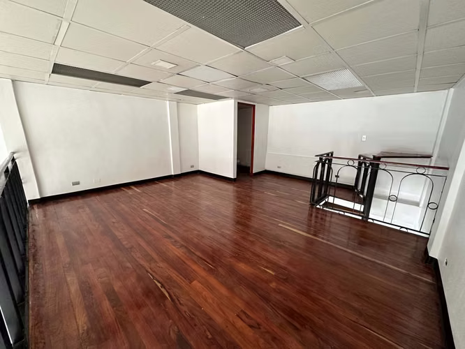 ALQUILER de Local Comercial en Paseo Colón - Imagen 18