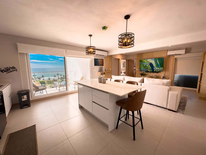 Apartamentos Amoblados en Torre Premium en Jacó, Vista al Mar