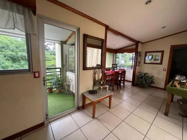 Venta de edificio en Anselmo Llorente Tibás