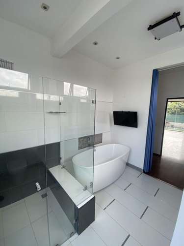 CASA EN CONDOMINIO LA GUACIMA - Imagen 20
