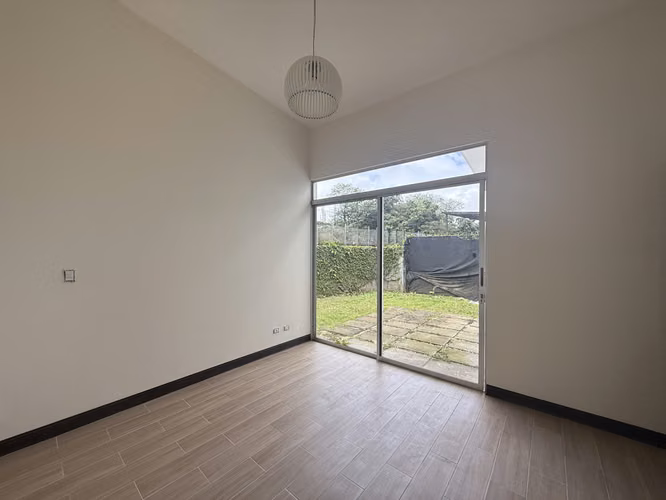 id 41337 Venta de casa de una planta, en Concepción de Tres Ríos - Imagen 14