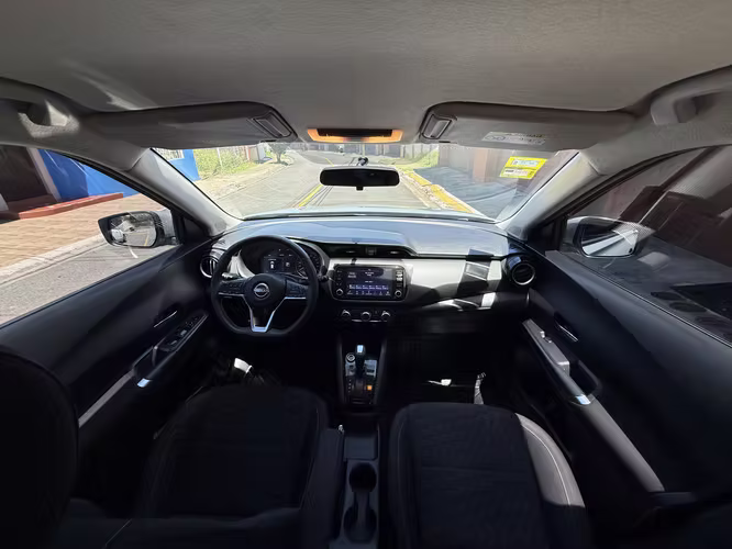 NISSAN KICKS 2023 AUTOMÁTICO