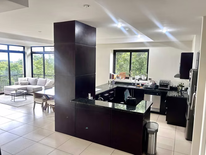 Venta de apartamento en Curridabat, Colinas de Montealegre. EL OLIVAR