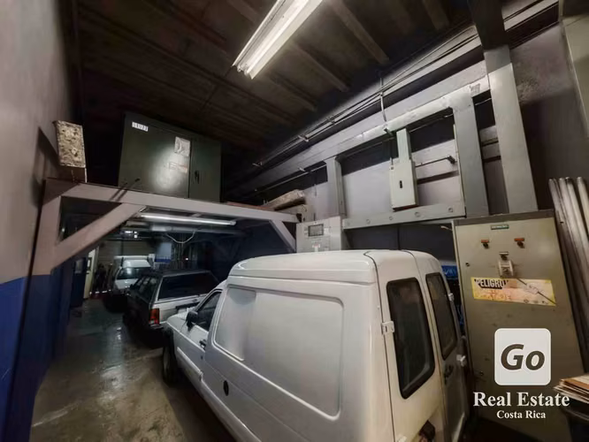 Venta o Alquiler de Edificio Comercial en Zona de Alto Tránsito, San Jose