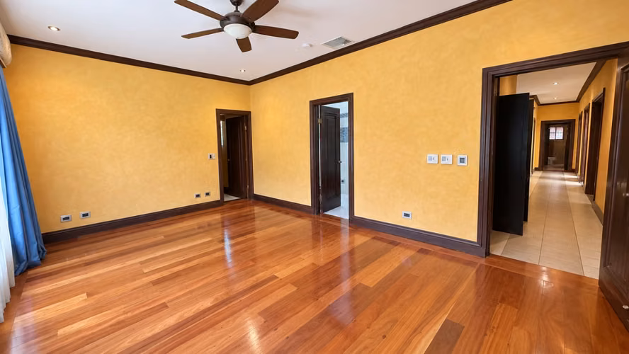 Venta Casa en Heredia Belén La Cañada | Piscina, Jardín y Casa de Huéspedes - Imagen 21