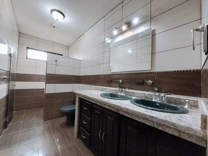 Venta de Casa en Condominio Francosta Ulloa Heredia