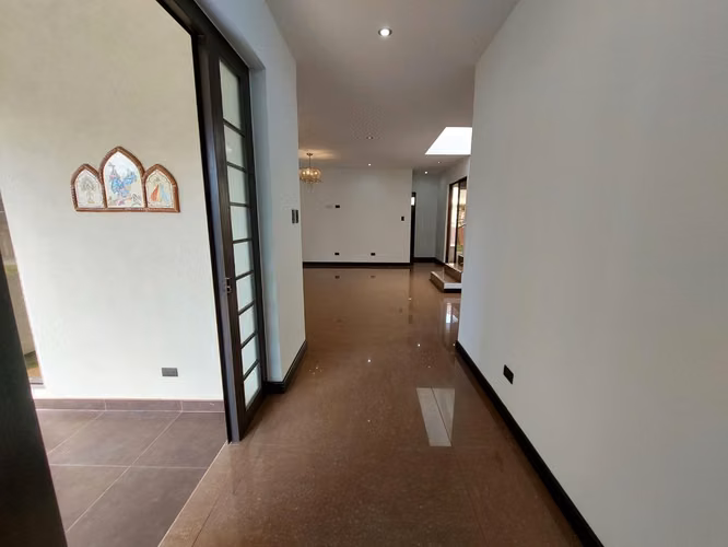 Venta de Casa en Condominio Francosta Ulloa Heredia