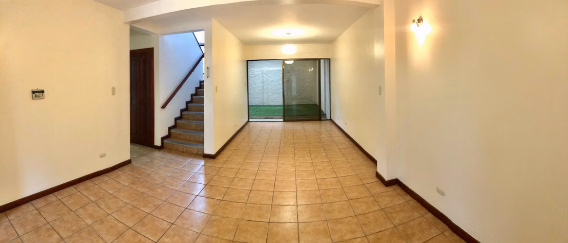 ESCAZU CERCA de LA PACO! AMPLIA CASA EN CONDOMINIO 3 HAB + SERVICIO - Imagen 2
